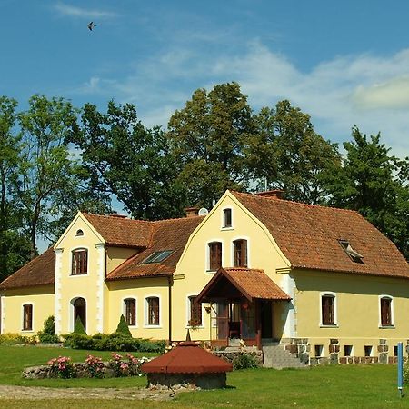 Dworek Szarki Exteriér fotografie